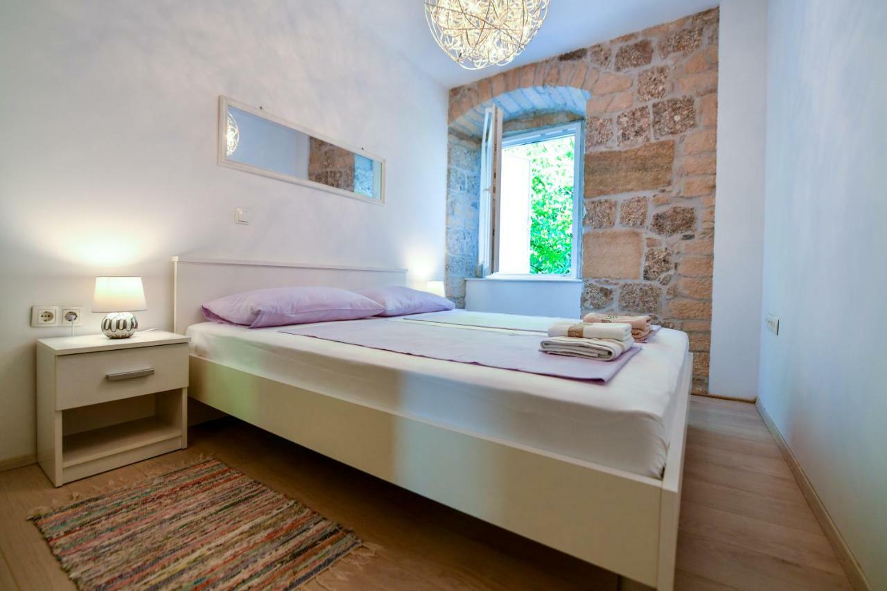 Mila Apartment Sinj Extérieur photo